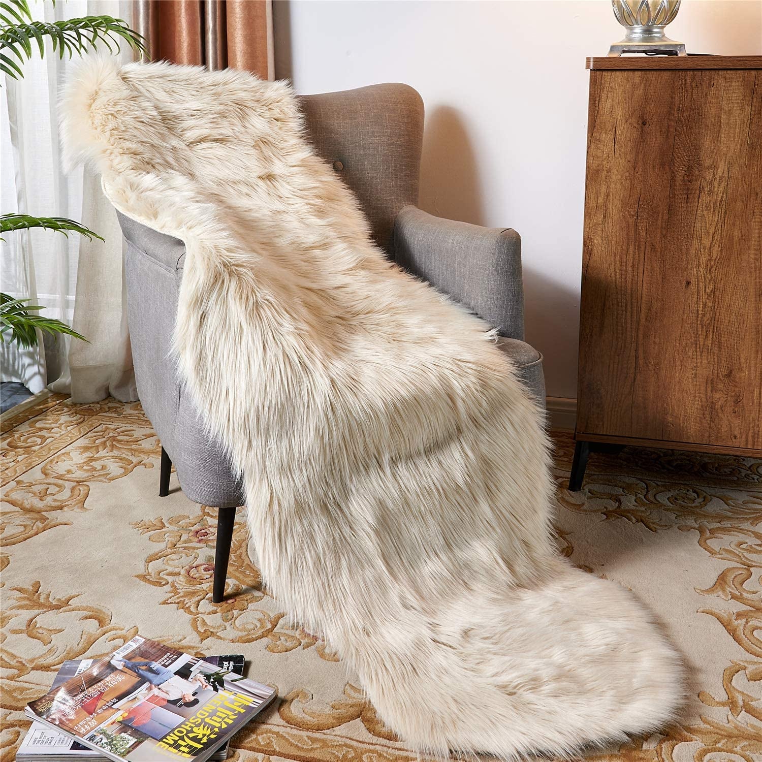 Ultra Soft Faux Fur Rug for Bedroom and Living Room (2 x 6 Ft, Beige)